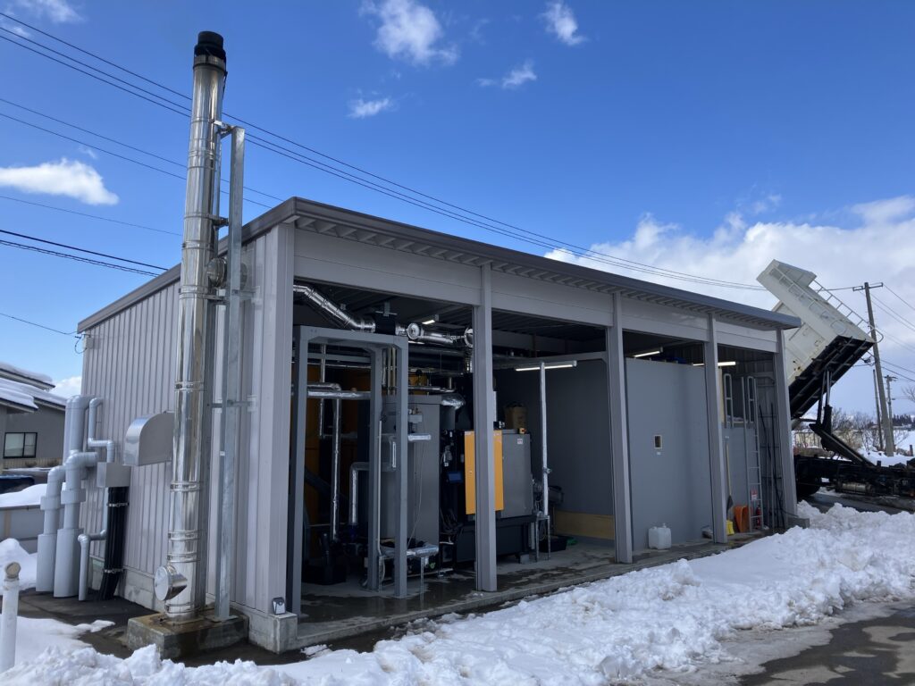 新規に導入した木質バイオマスボイラー